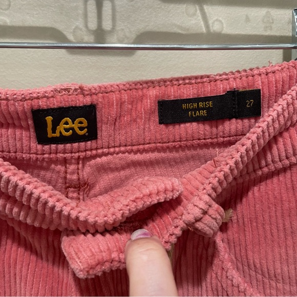 Lee High Rise Flare Corduroy Jeans Canyon Rose Size 27 New with Tags - Picture 11 of 12
